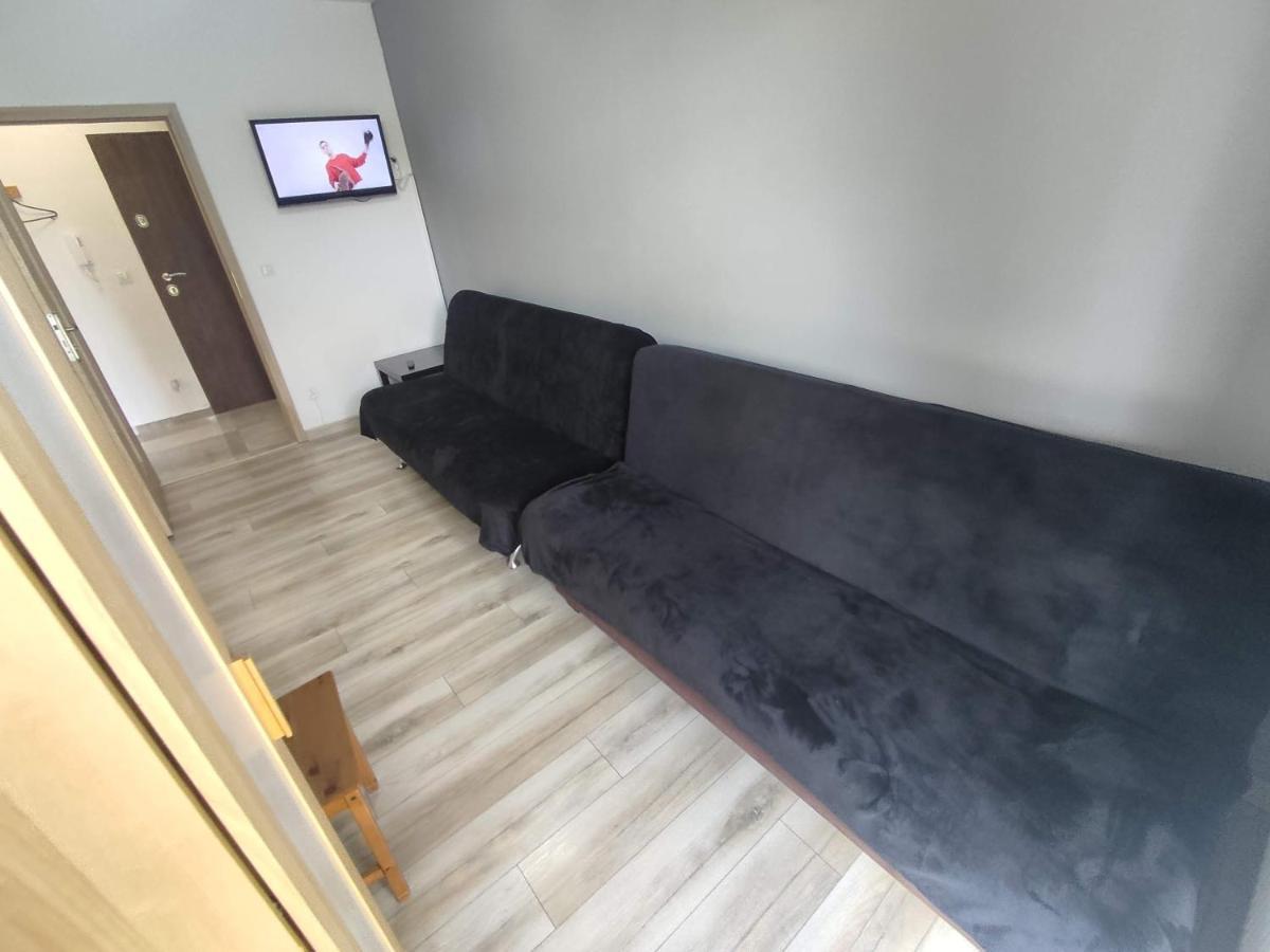 1110 Smialego 39 - Tanie Pokoje W Apartamencie - Samodzielne Zameldowanie - Self Check In 波兹南 外观 照片