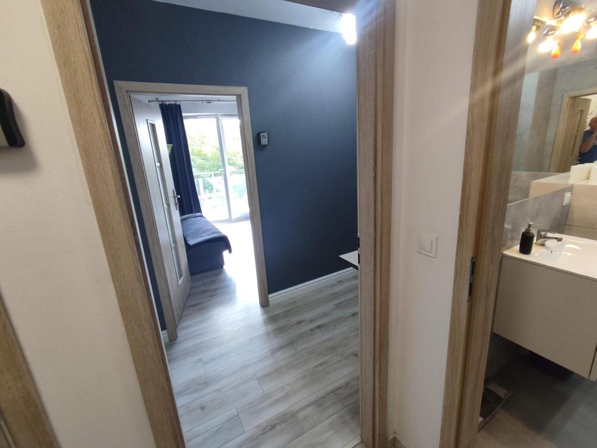 1110 Smialego 39 - Tanie Pokoje W Apartamencie - Samodzielne Zameldowanie - Self Check In 波兹南 外观 照片